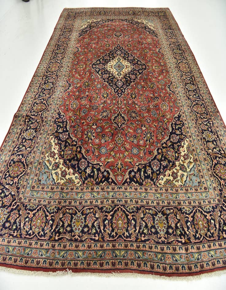 Detail image of 9' 10 x 12' 8 Hand Knotted Kashan Persian Wool Rug