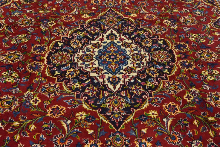 Detail image of 9' 7 x 12' 9 Hand Knotted Kashan Persian Wool Rug