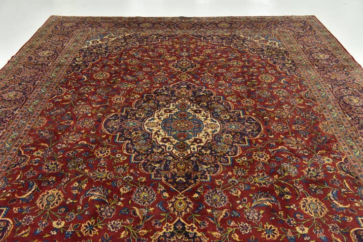Detail image of 9' 9 x 13' 4 Hand Knotted Kashan Persian Wool Rug
