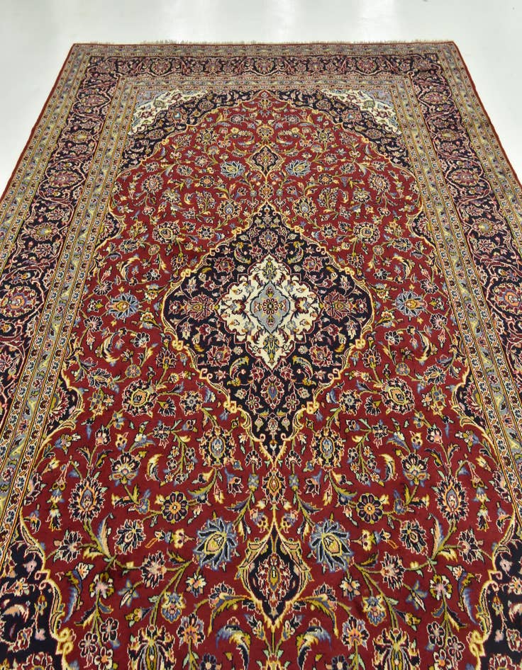 Detail image of 9' 4 x 13' 10  Hand Knotted Kashan Persian Wool Rug