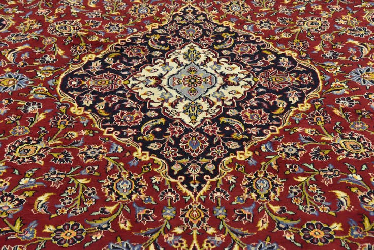 Detail image of 9' 4 x 13' 10 Hand Knotted Kashan Persian Wool Rug