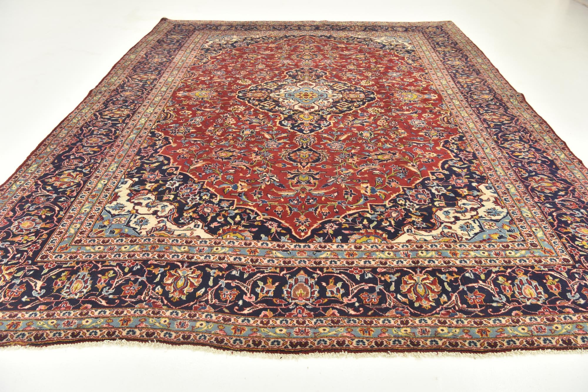9' 10 x 12' 10 Hand Knotted Kashan Persian Wool Rug