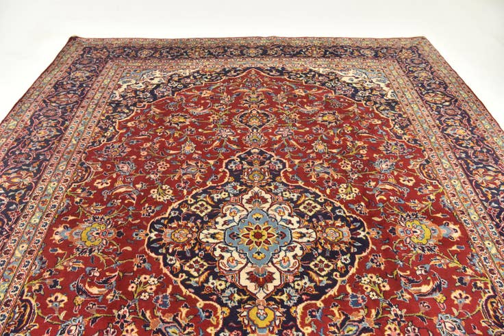 Detail image of 9' 10 x 12' 10 Hand Knotted Kashan Persian Wool Rug