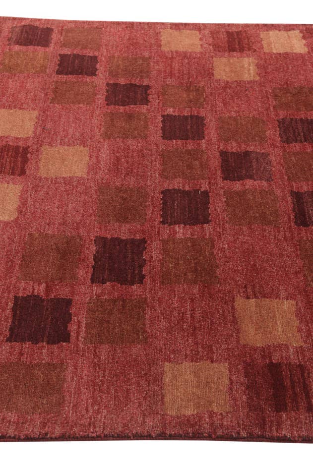Detail image of 4' 7 x 6' 8 Hand Knotted Kashkuli Gabbeh Rug