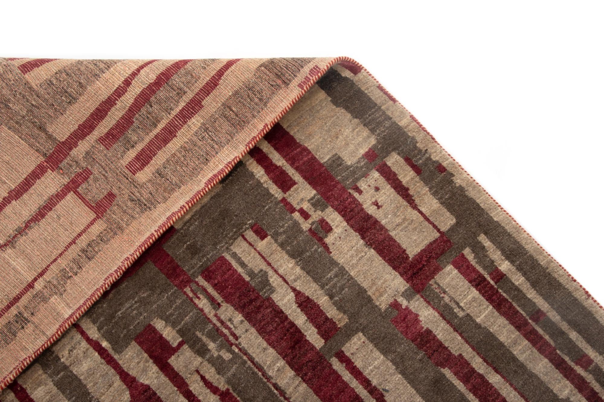 5' 9 x 8' 2 Kashkuli Wool Rug