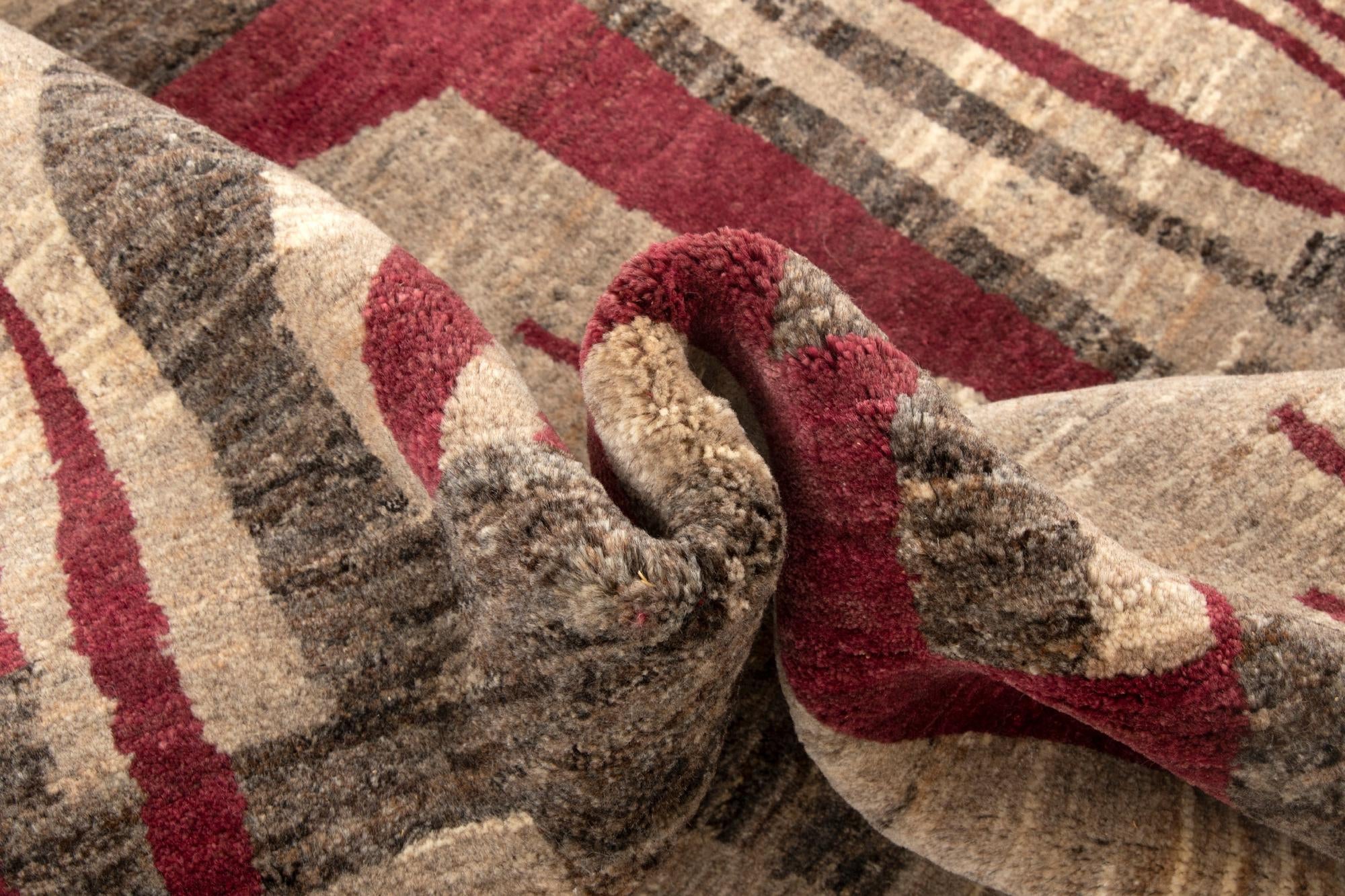 5' 9 x 8' 2 Kashkuli Wool Rug
