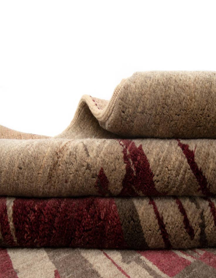 Detail image of 5' 9 x 8' 2 Kashkuli Wool Rug