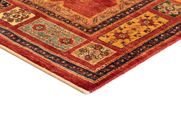 Detail image of 3' 7 x 5' 4 Kashkuli Wool Rug