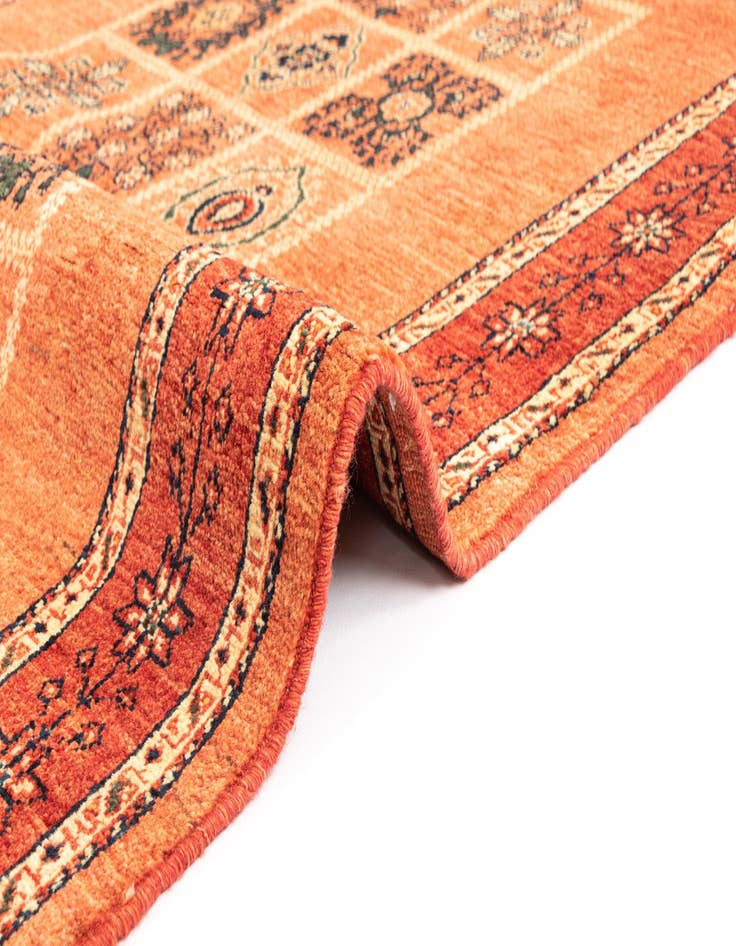 Detail image of 3' 8 x 5' 7 Kashkuli Wool Rug