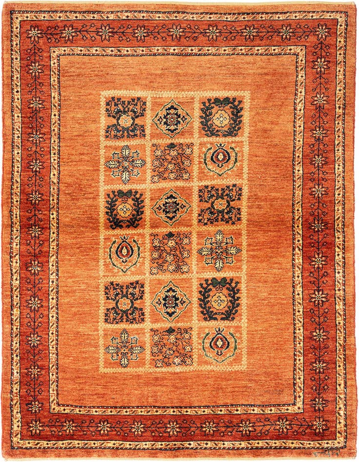 Detail image of 3' 8 x 5' 7 Kashkuli Wool Rug
