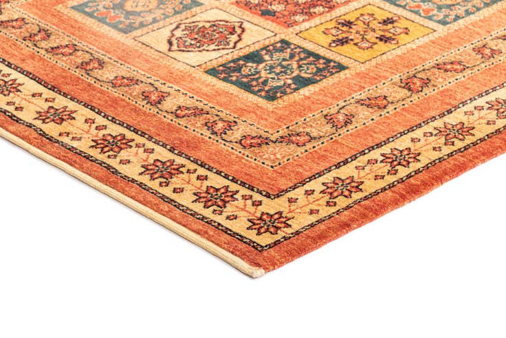 Detail image of 3' 6 x 5' 5 Kashkuli Wool Rug