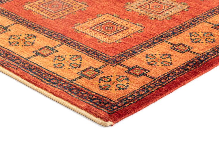 Detail image of 3' 7 x 5' 2 Kashkuli Wool Rug
