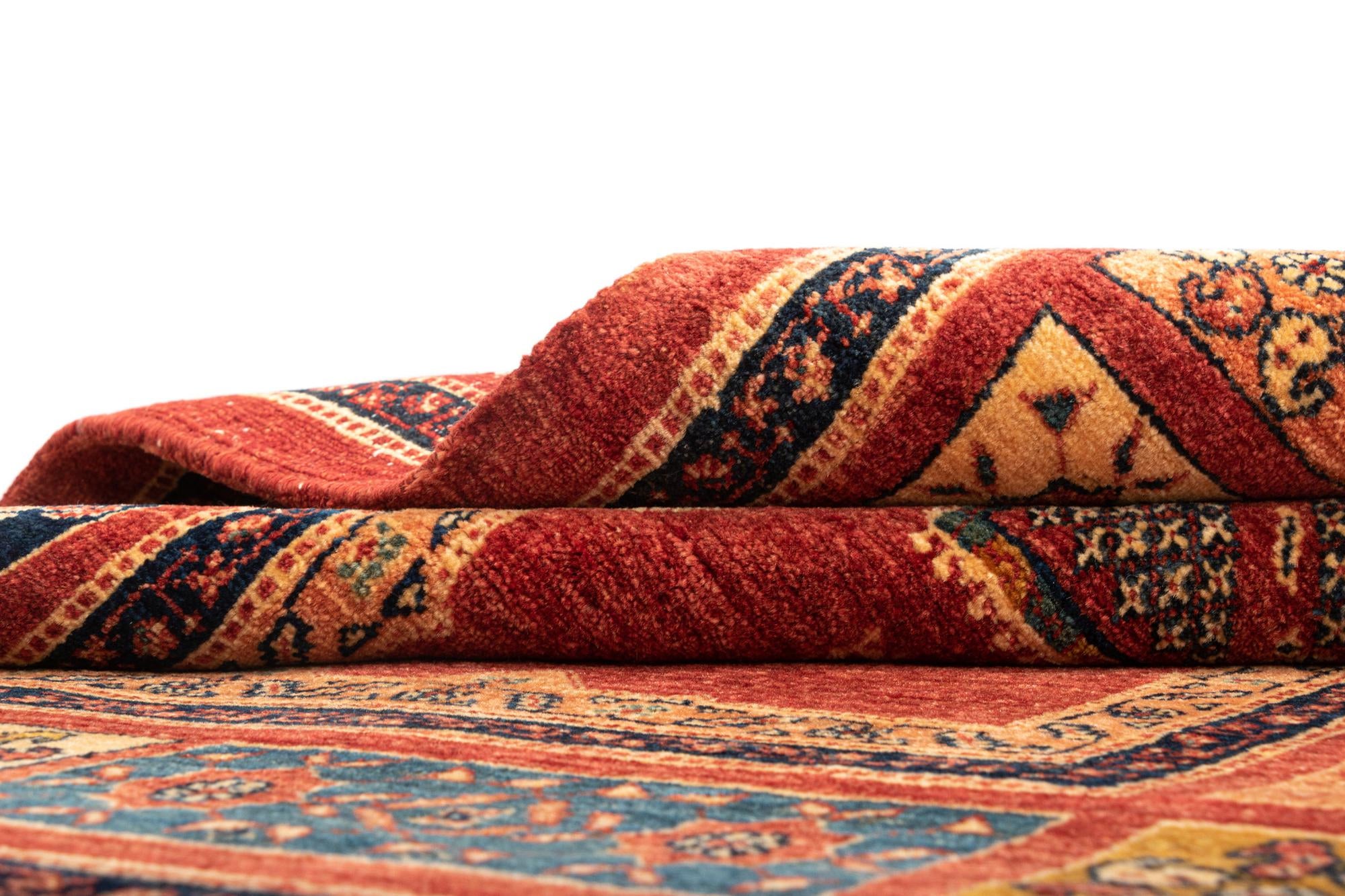 3' 6 x 4' 11 Kashkuli Wool Rug