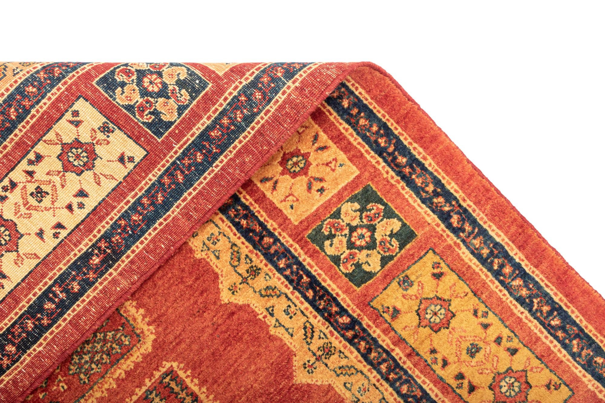 3' 8 x 4' 10 Kashkuli Wool Rug