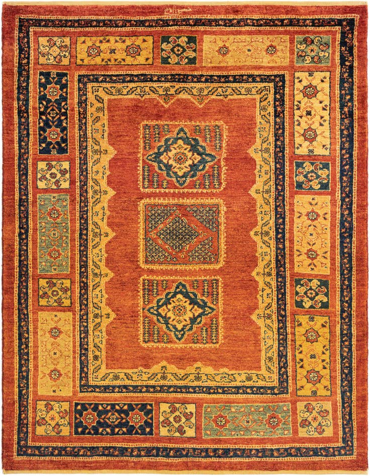 Detail image of 3' 8 x 4' 10 Kashkuli Wool Rug