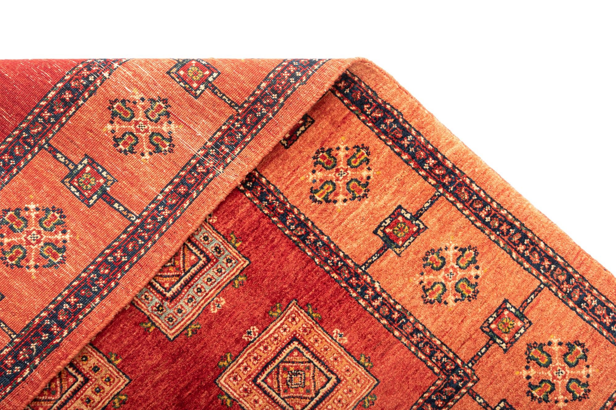 3' 5 x 5' 3 Kashkuli Wool Rug