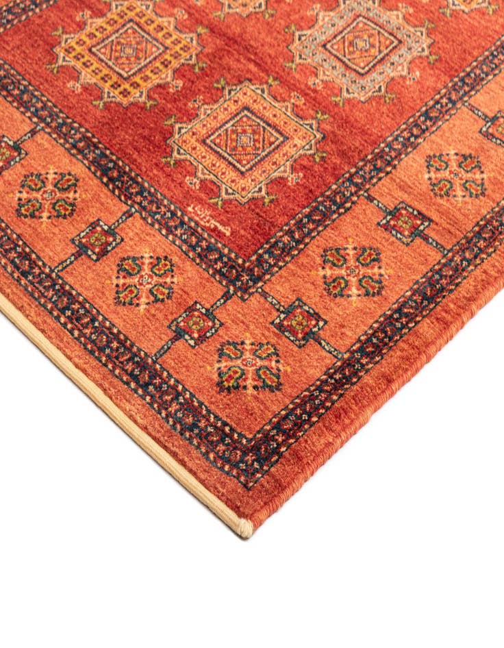 Detail image of 3' 7 x 5' 4 Kashkuli Wool Rug