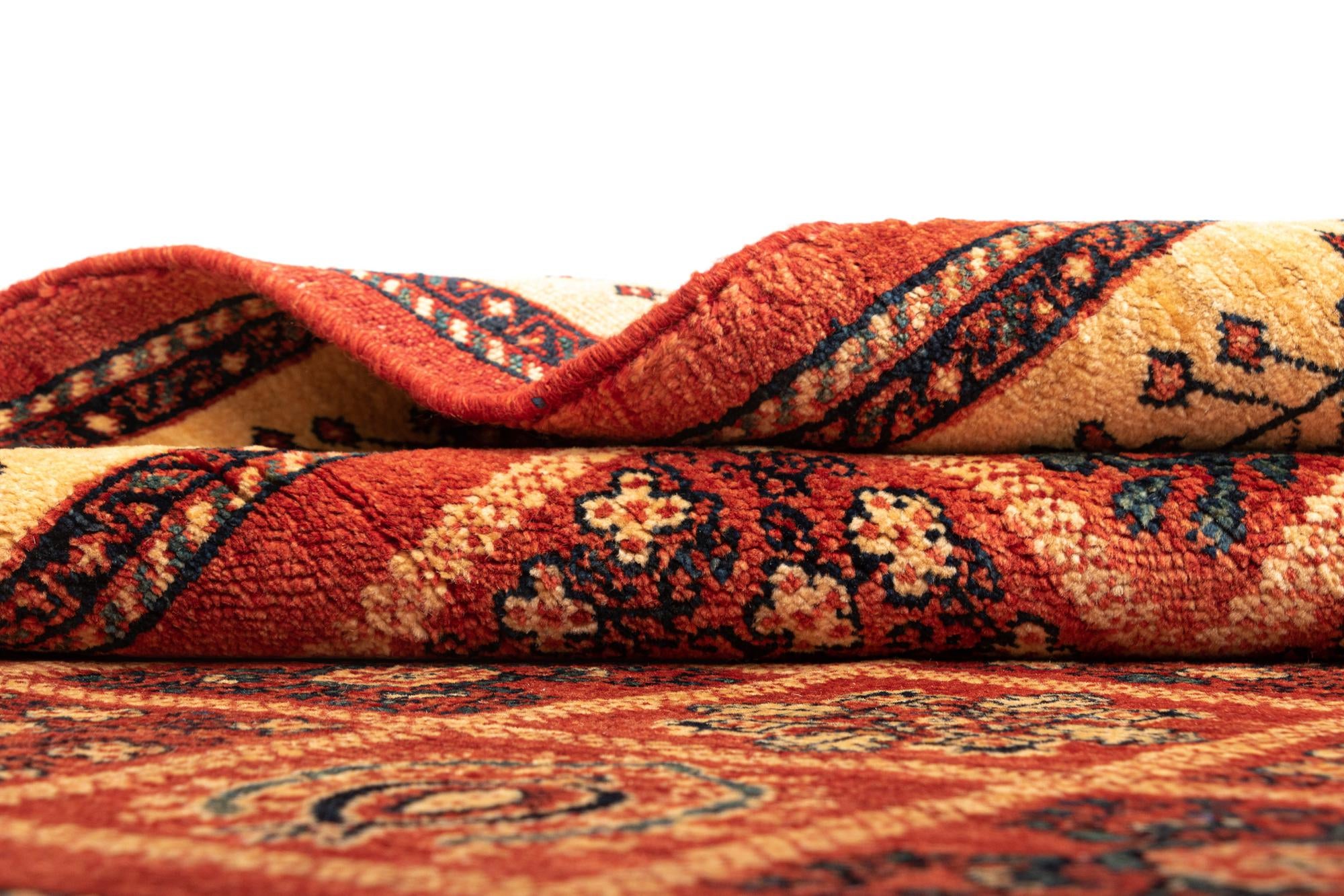 3' 9 x 5' 2 Kashkuli Wool Rug