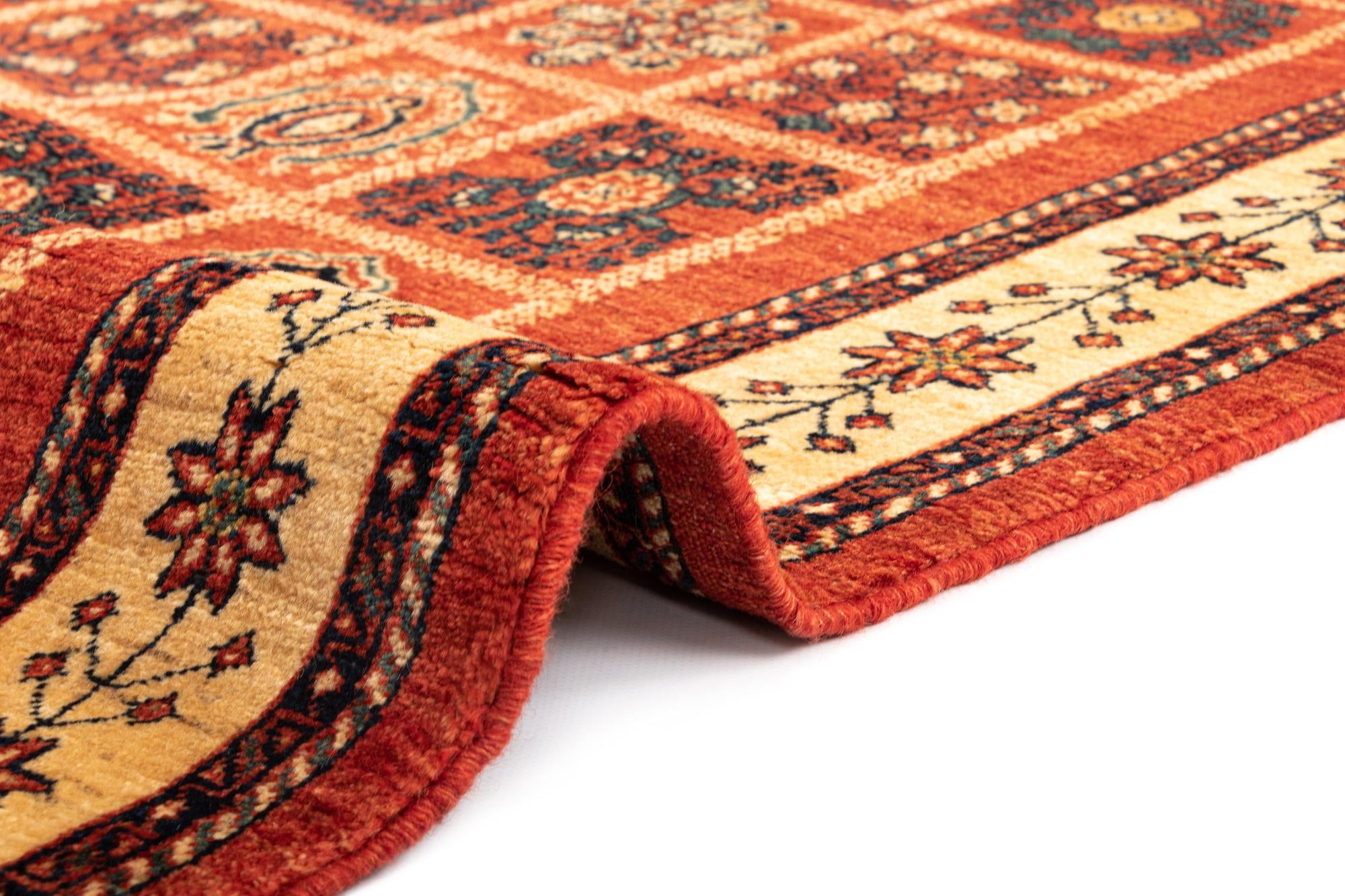 3' 9 x 5' 2 Kashkuli Wool Rug