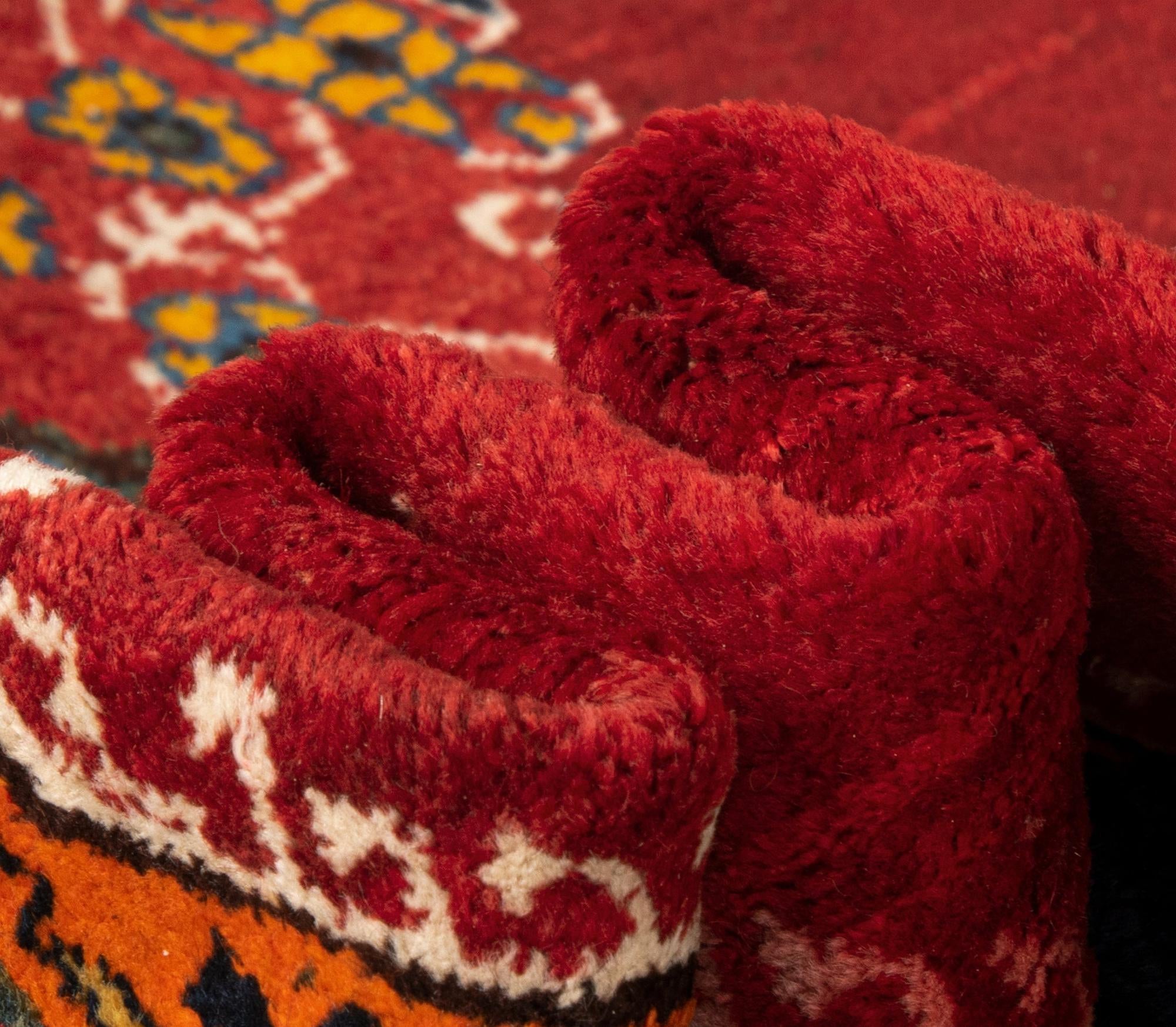 4' 8 x 7' 3 Kashkuli Wool Rug
