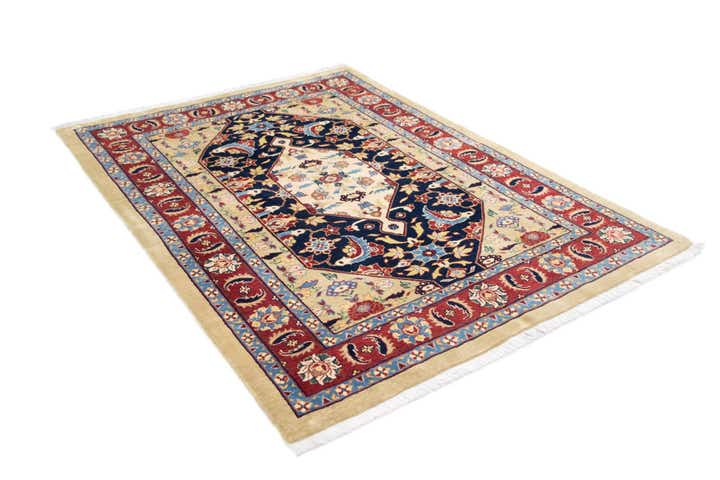 5' 1 x 7' Hand Knotted Kashkuli Persian Rug