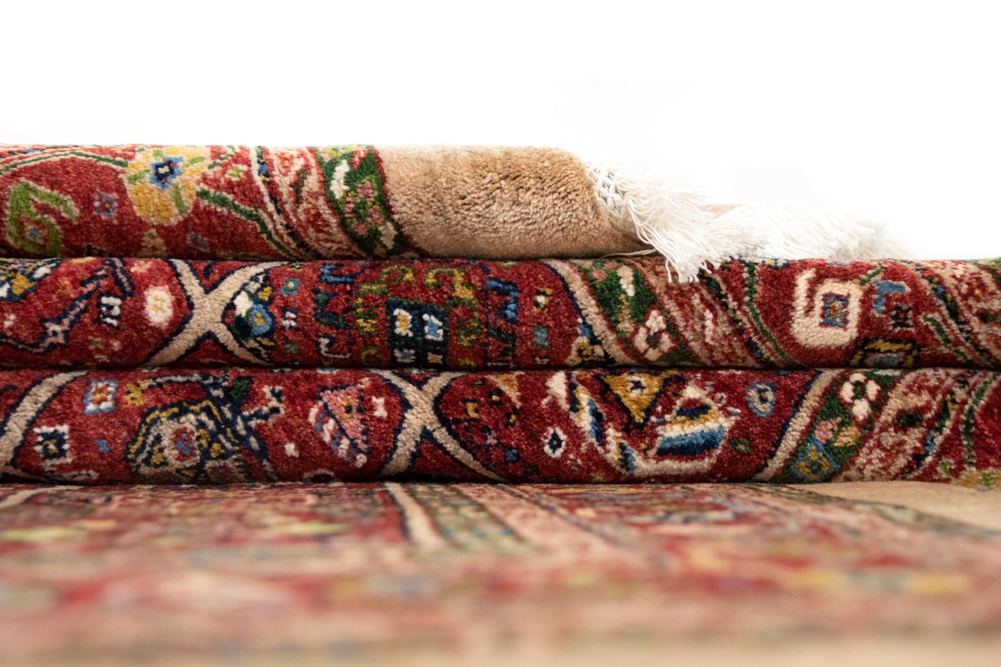 4' 7 x 6' 10 Hand Knotted Kashkuli Persian Rug