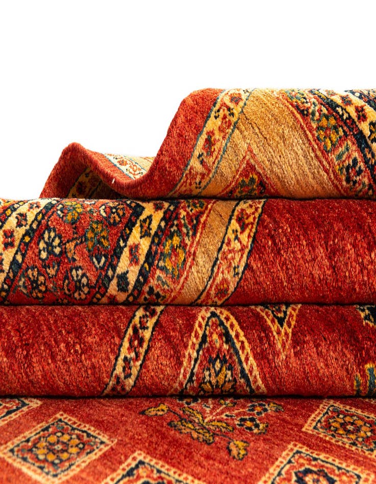 Detail image of 5' 8 x 7' 11 Kashkuli Rug