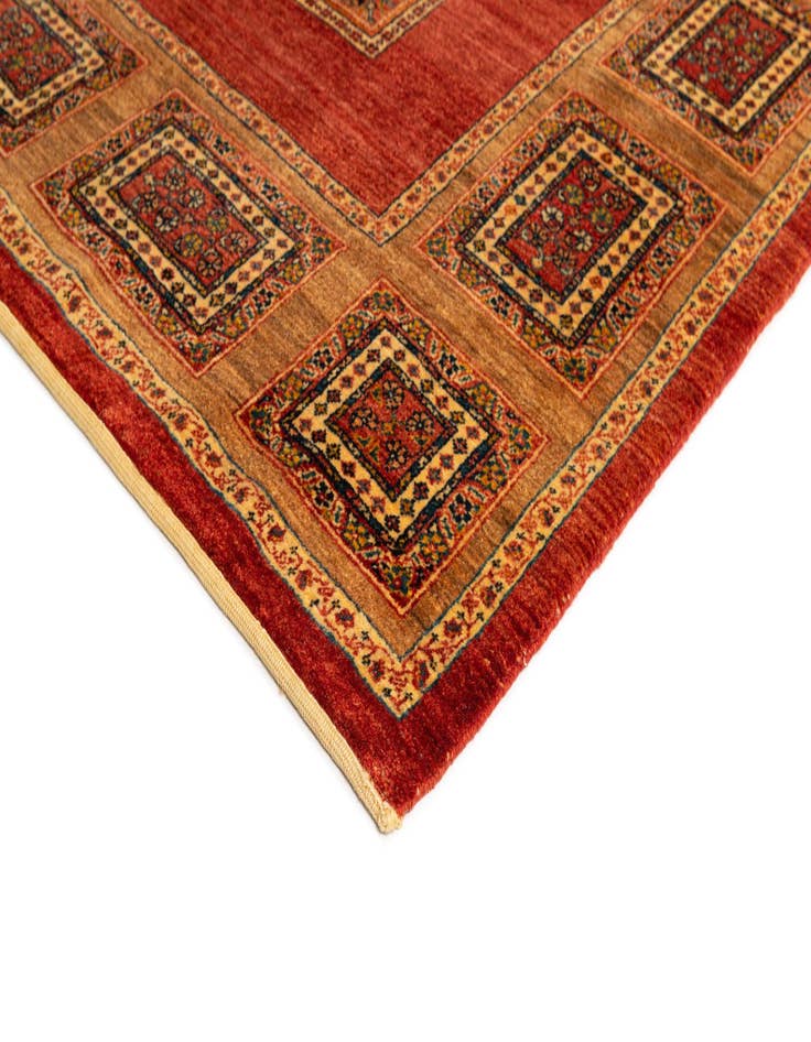 Detail image of 5' 8 x 7' 11 Kashkuli Rug
