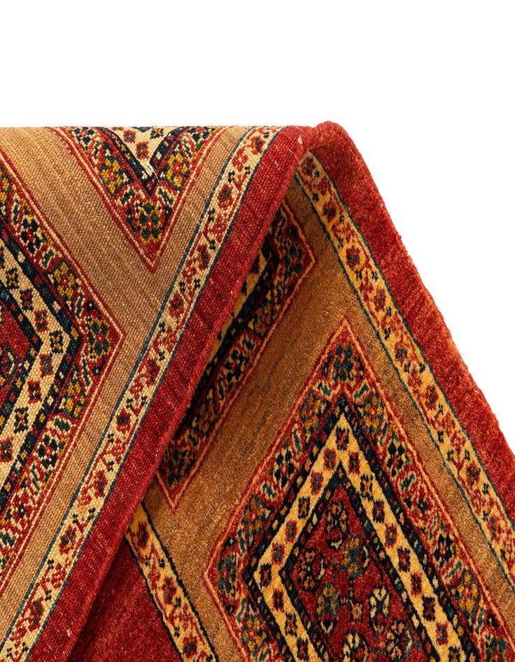 Detail image of 5' 8 x 7' 11 Kashkuli Rug