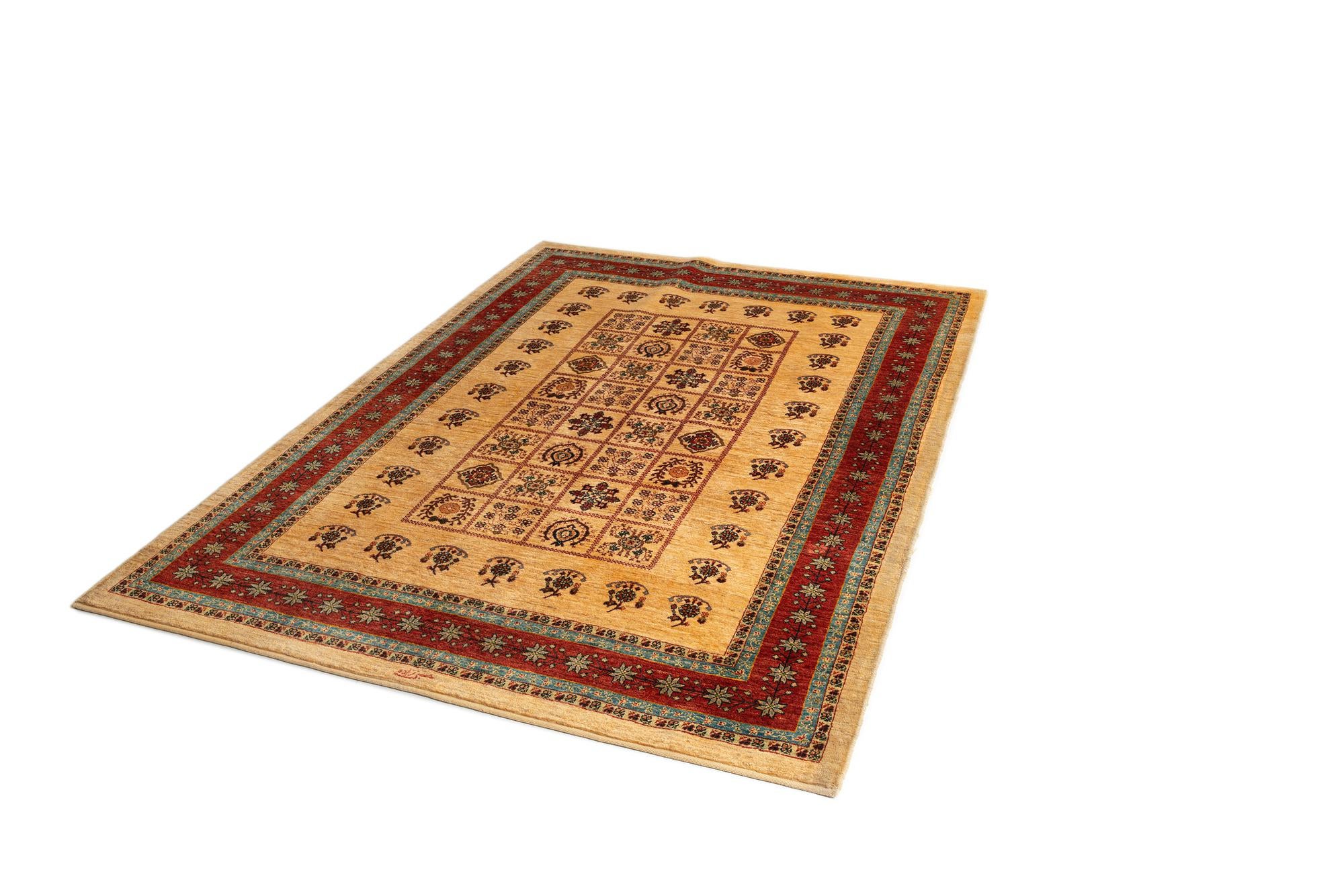 5' 9 x 7' 11 Kashkuli Rug