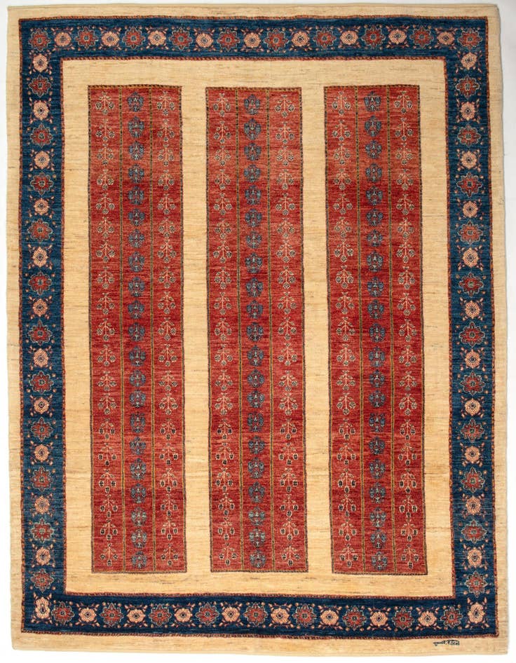 Detail image of 5' 10 x 7' 7 Kashkuli Rug