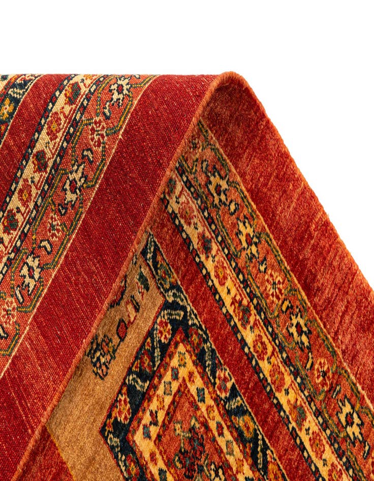 Detail image of 5' 6 x 8' 8 Kashkuli Rug