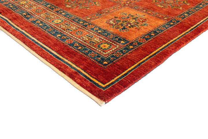 5' 8 x 8' 9 Kashkuli Rug