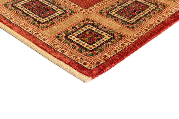 Detail image of 4' 9 x 6' 2 Kashkuli Rug