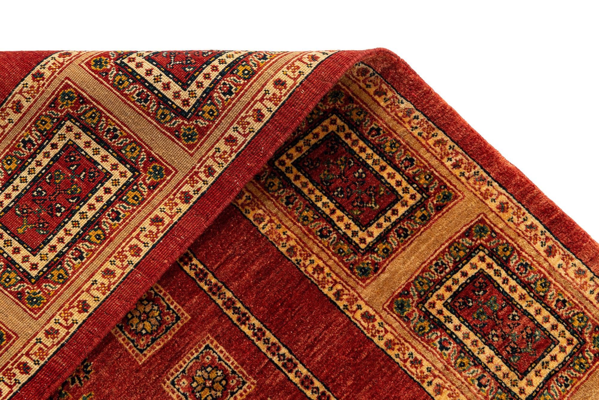 4' 9 x 6' 2 Kashkuli Rug