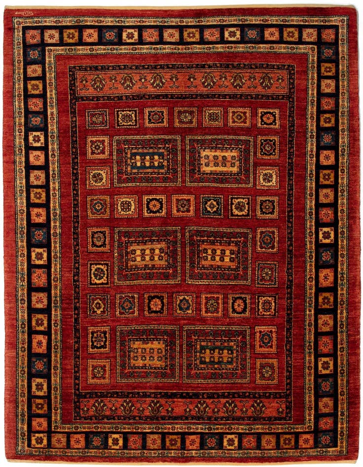 Detail image of 4' 7 x 6' 9 Kashkuli Rug