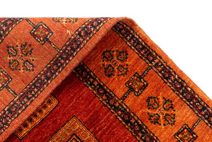 Detail image of 3' 8 x 4' 10 Kashkuli Rug