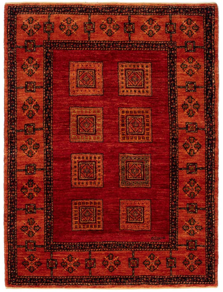 Detail image of 3' 8 x 4' 10 Kashkuli Rug
