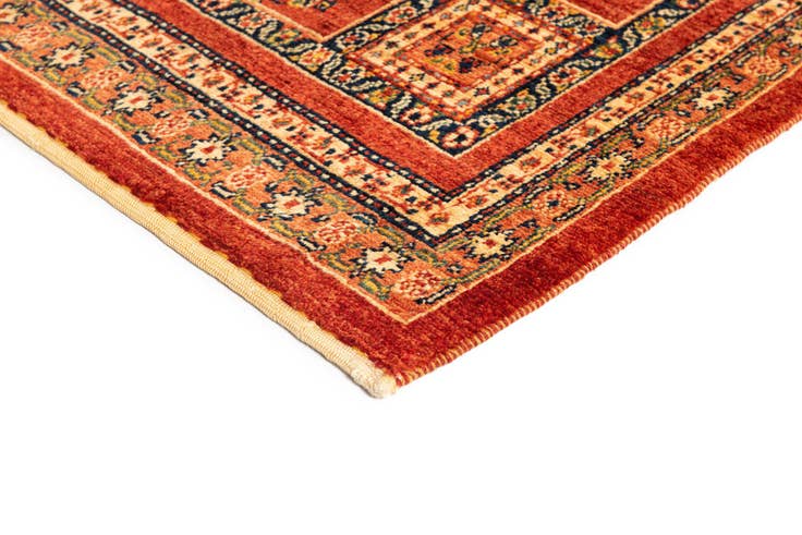 Detail image of 3' 9 x 5' 6 Kashkuli Rug