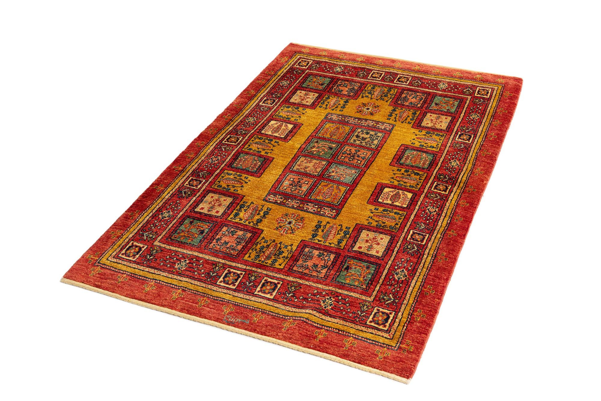 3' 6 x 5' 7 Kashkuli Rug