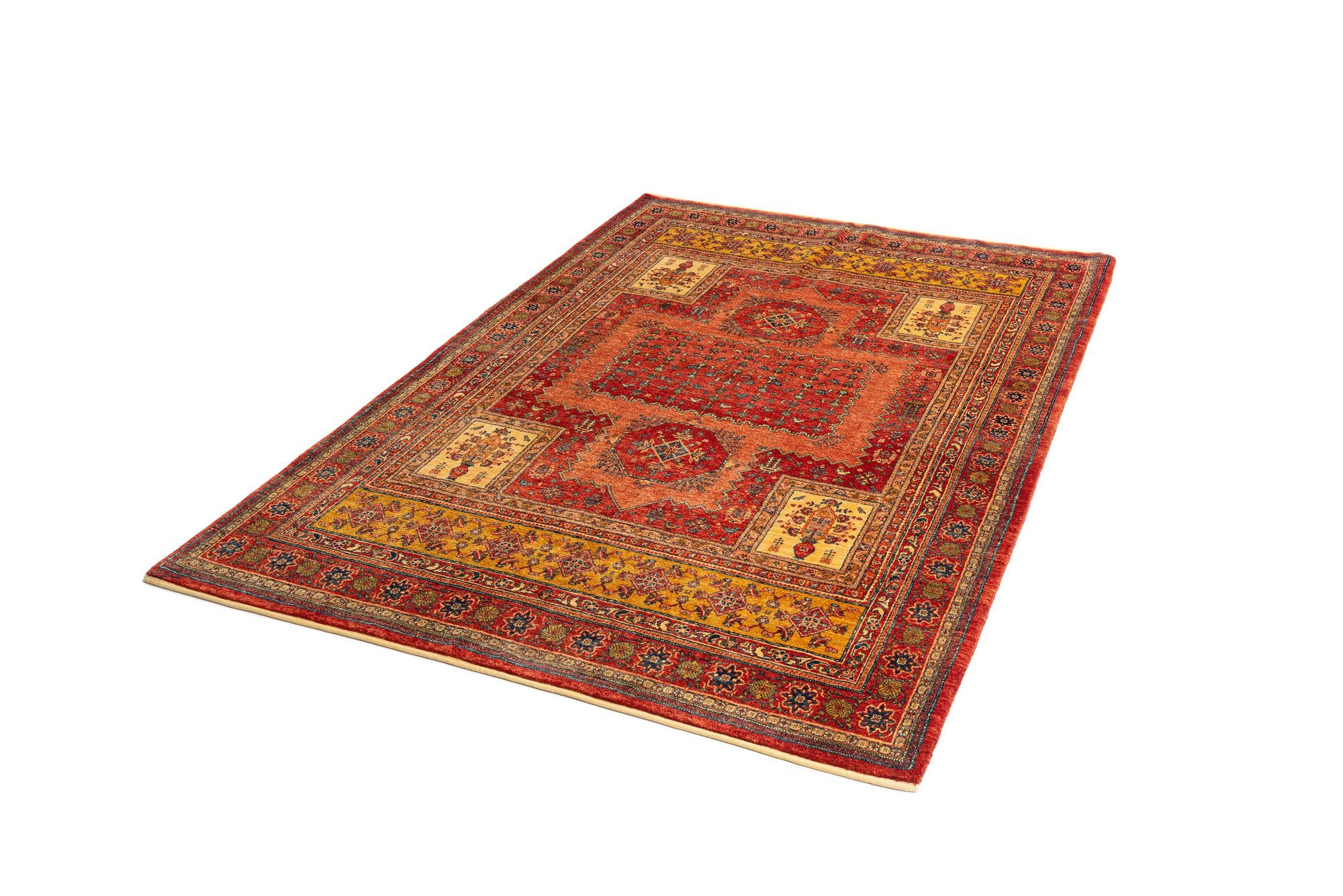 5' 7 x 7' 8 Kashkuli Rug
