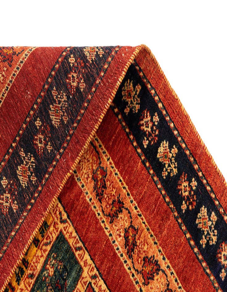 Detail image of 3' 7 x 5' 3 Kashkuli Rug