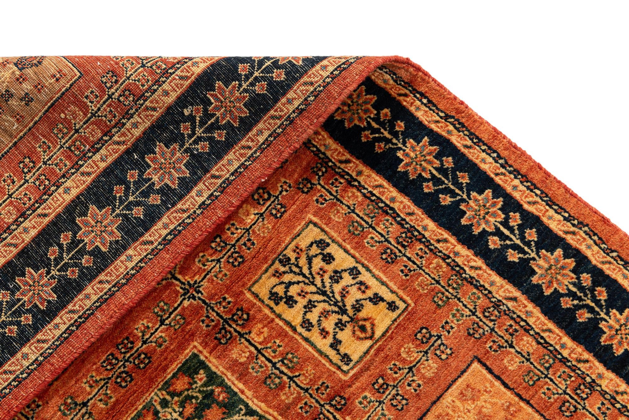 3' 4 x 4' 9 Kashkuli Rug