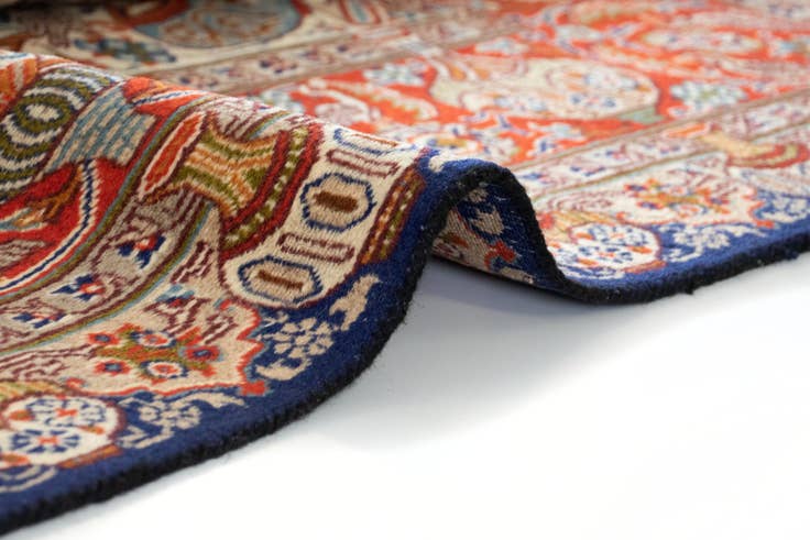 Detail image of 6' 5 x 9' 5 Kashmar Wool Rug