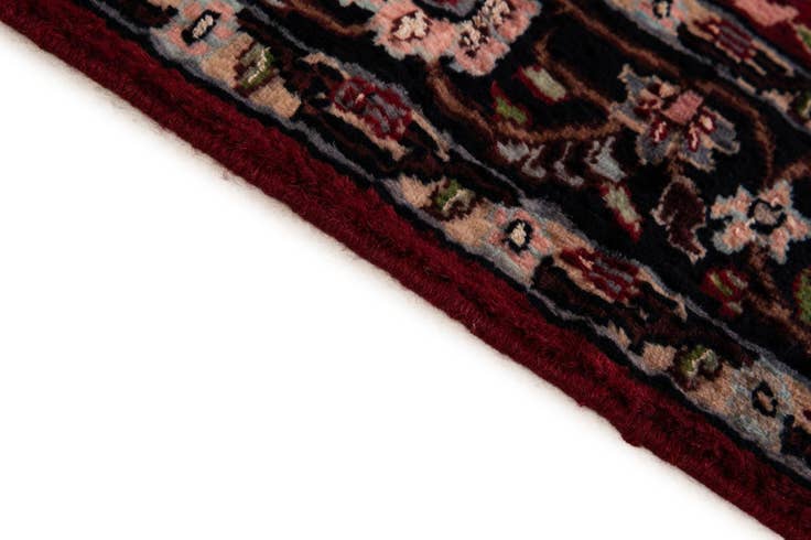 Detail image of 3' 2 x 5' 4 Hand Knotted Kashmir Oriental Wool Rug