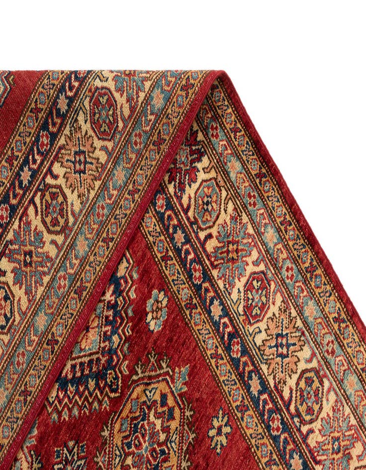Detail image of 4' 11 x 6' 7 Kazak Wool Rug