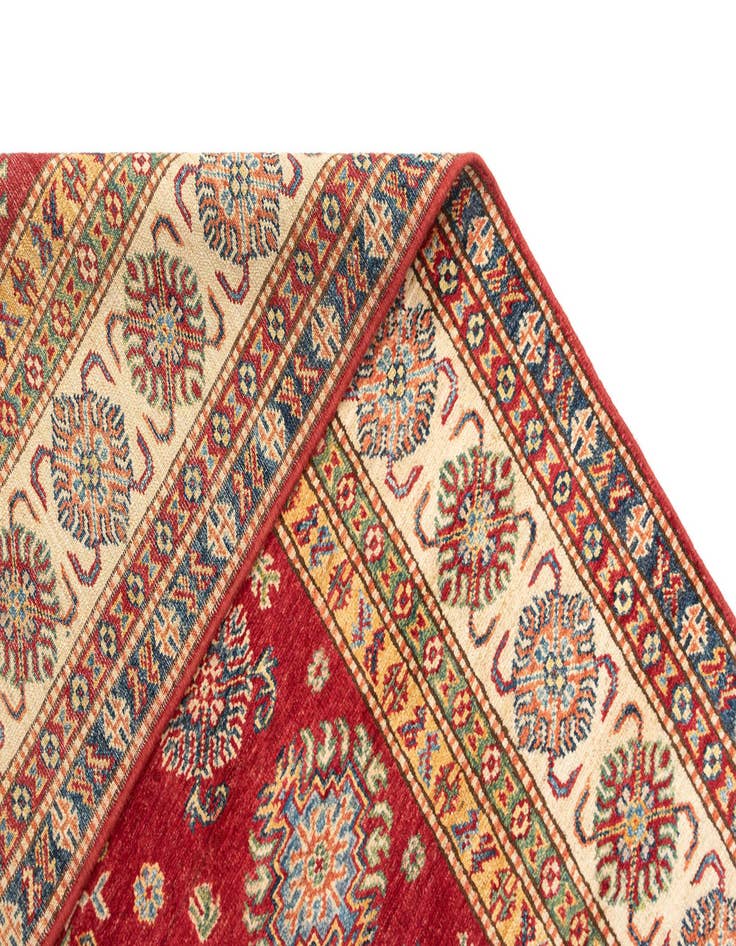 Detail image of 4' 10 x 6' 8 Kazak Wool Rug