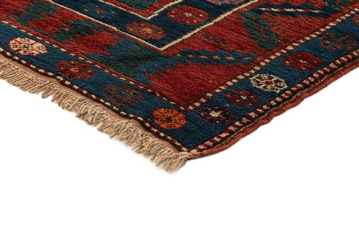 Detail image of 4' 11 x 7' 8 Kazak Rug