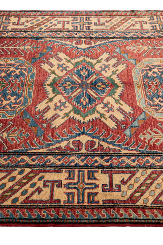 Detail image of 4' 9 x 7' 2 Hand Knotted Kazak Wool Rug