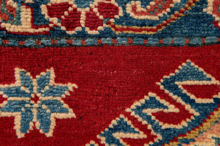 6' 1 x 8' 8 Hand Knotted Kazak Oriental Wool Rug